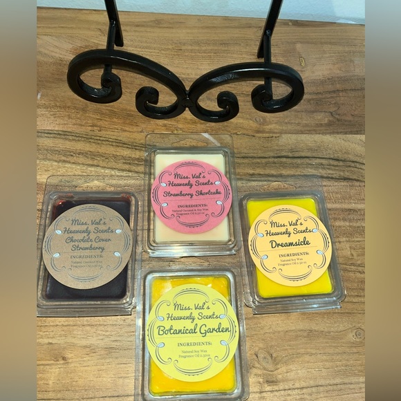 Miss.Val Heavenly Scents Accents Hand Crafted 4 Pack Set Wax Melts